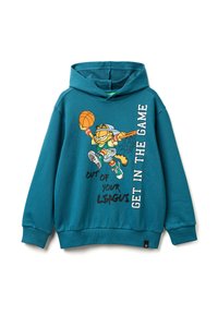 Sudadera color azul verdoso con un gráfico frontal de un personaje jugando baloncesto. Presenta puños y dobladillo acanalados, y texto en negrita que dice "PONTE EN EL JUEGO."