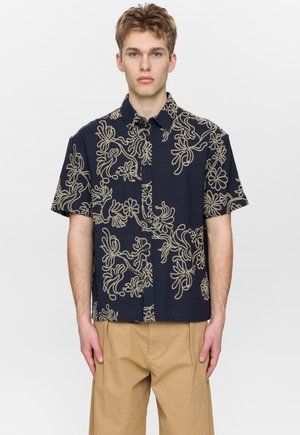 Anerkjendt AKOTTO EMB SS SHIRT - Overhemd - sky captain