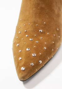 Bruno Premi Botines bajos - yellow