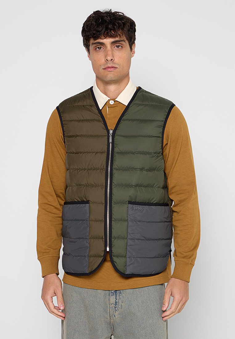 Barbour International Bodywarmer olijfgroen Barbour International Bodywarmer olijfgroen