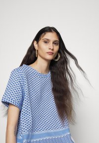 SUMMERY Copenhagen Blusa - whisper white/provence