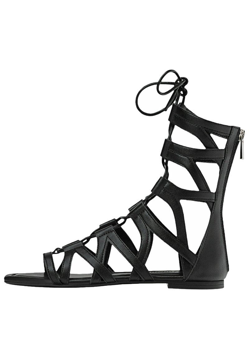 Stradivarius Sandalen met enkelbandjes zwart