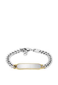 Pulsera de metal en tonos plata y dorado que presenta un diseño de cadena gruesa con una placa central rectangular y lisa para grabado.