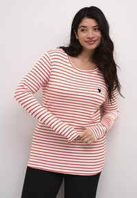 Kaffe Curve KCLIA - Long sleeved top - chalk fiery red-black heart