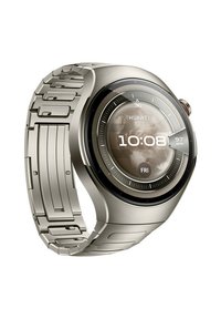 Silberner Edelstahl-Smartwatch mit rundem Ziffernblatt, digitalem Display und strukturiertem Armband. Enthält schwarze Akzente und eine rote Krone.