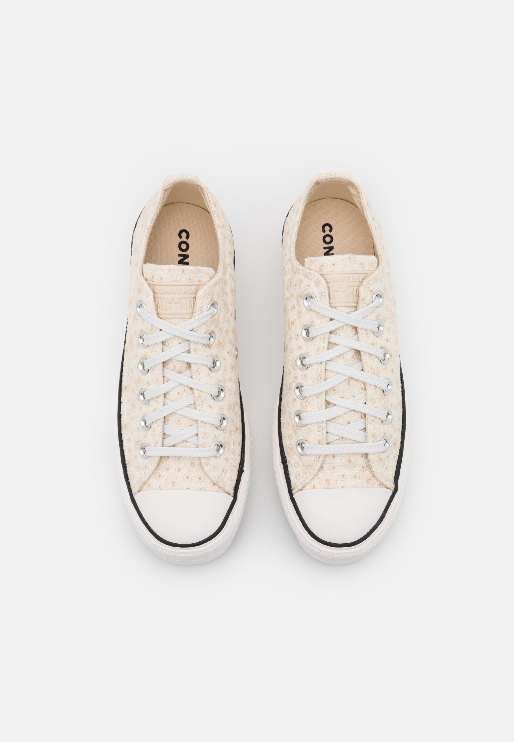 chuck taylor all star lift egret vintage