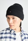 FLAG BEANIE UNISEX - Beanie - black