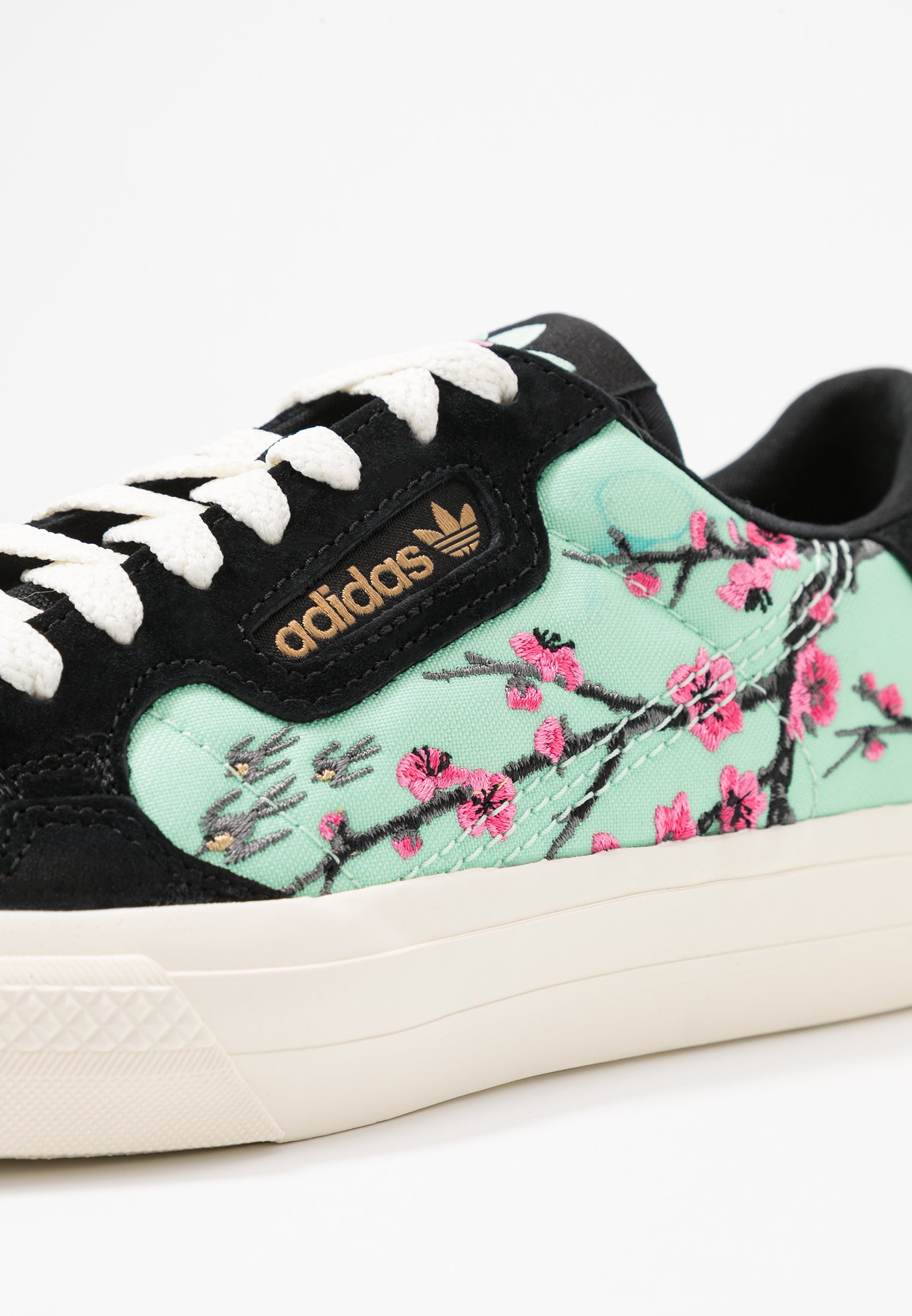 adidas Originals CONTINENTAL VULC ARIZONA ICETEA PACK adidas Originals CONTINENTAL VULC ARIZONA ICETEA PACK