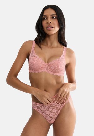 Triumph Triangle bra - cherry rose