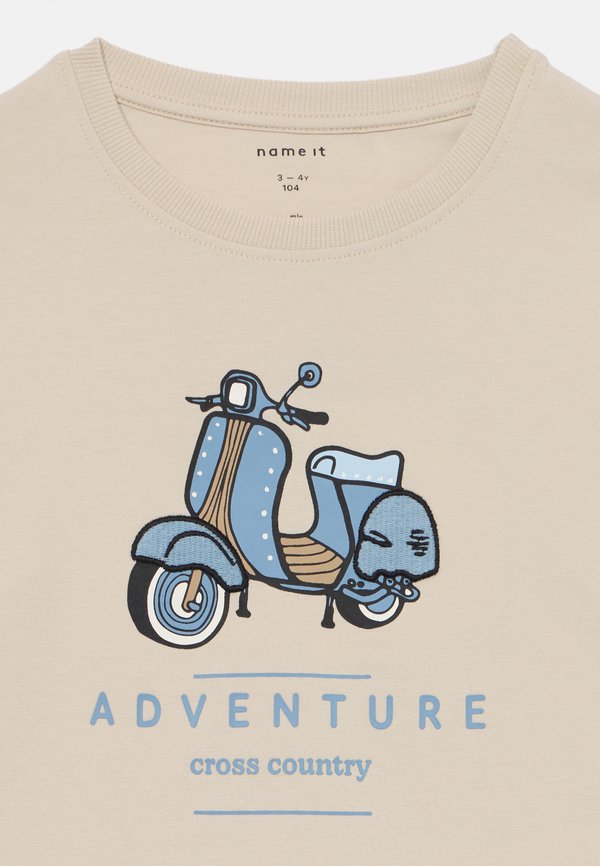 NMMFETER BOX - Long sleeved top - peyote4