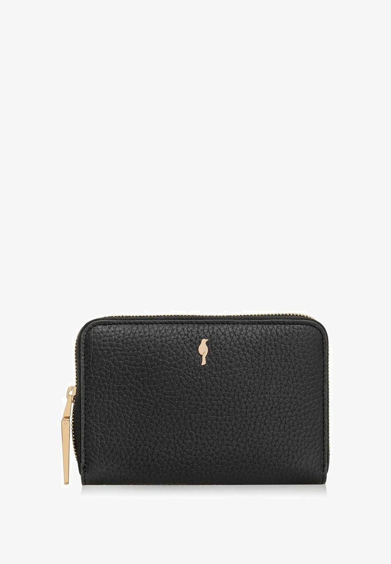 Czarny skórzany portfel o fakturze przypominającej kamyczki. Posiada złoty zamek błyskawiczny i małe metalowe logo z przodu. Prostokątny kształt.