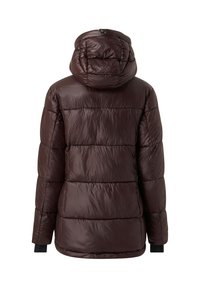 Mørkebrun quilted puffer jakke med fast hætte, lange ærmer og sorte indvendige håndledsmanchetter, vist fra ryggen.