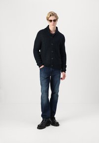 Jack & Jones CRAIG SHAWL NECK - Gilet - sky captain
