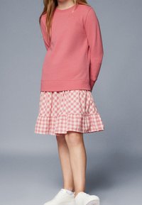 Polo Ralph Lauren GINGHAM FLEECE SWEATSHIRT DRESS - Denní šaty - adirondack berry