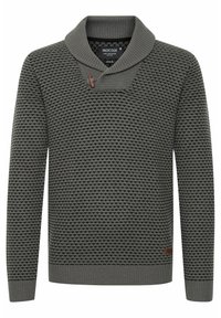 Suéter gris tejido con un patrón texturizado, cuello de chal y un detalle de botón decorativo. Puños y dobladillo acanalados. Etiqueta de la marca en el costado.