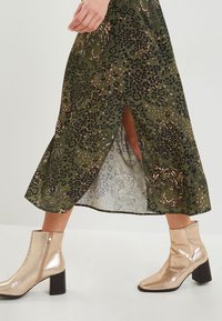 Grain de Malice Jupe trap?�ze - imprime/vert - ZALANDO.FR