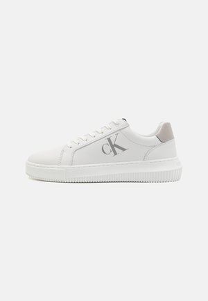 Calvin Klein Jeans, CHUNKY CUPSOLE LACEUP - Sneakers basse - bright white/formal gray