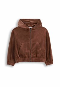 Brązowa, miękka, materiałowa kurtka z kapturem, z przednim zamkiem błyskawicznym, elastycznymi mankietami, kieszenią typu kangur oraz elastycznym dołem, leżąca na białym tle.