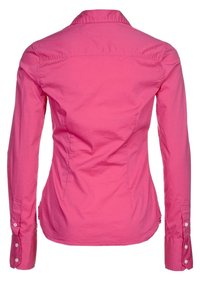 Rosa Langarmhemd mit tailliertem Design, geknöpften Manschetten und strukturiertem Kragen. Glatte Textur und figurbetonte Silhouette mit Seitennähten.