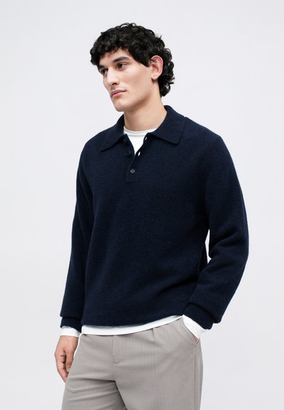 Filippa K SWEATER - Pulóver - navy
