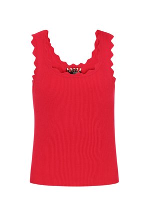 Rode geribbelde tanktop met golvende randen en een ronde halslijn. De stof heeft een gestructureerde uitstraling, wat de visuele interesse vergroot.