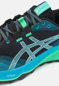 ASICS GEL-TRABUCO 12 - Zapatillas de trail running - black/bright cyan