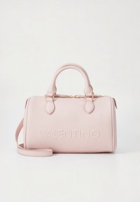 Valentino rosa läderhandväska med dubbla handtag, avtagbar axelrem, strukturerad yta, logotyp i upphöjda bokstäver och guldfärgade detaljer.