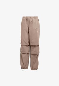 Ej vald, trace brown