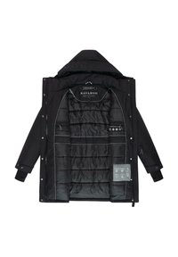 Giacca a vento nera con cappuccio, dotata di chiusura a zip e bottoni a pressione. Interno foderato con texture trapuntata e multiple tasche interne.