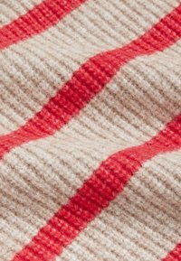 Marks & Spencer Sweter