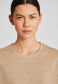 GAI+LISVA NYNNE TEE  - Basic póló - chinchilla