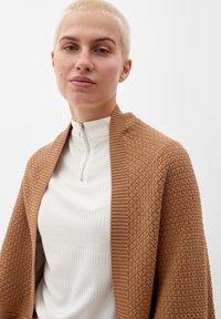 s.Oliver PONCHO - Poncho - sandstein