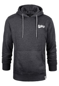 Donkergrijze hoodie van zacht materiaal, met een voorzak, ribgebreide manchetten en een capuchon met een koord in zwart-wit patroon.