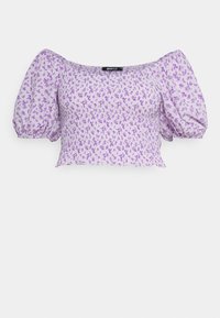 Blusa roxa de mangas bufantes com decote quadrado, apresentando um padrão floral em tecido texturizado. Corte cropped com bainha assimétrica.