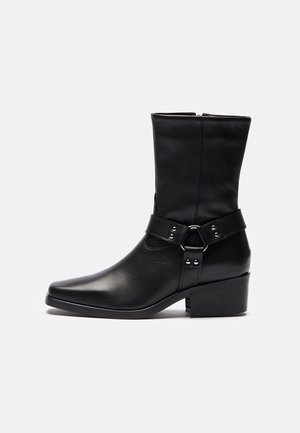 Kovbojské/motorkářské kotníkové boty - black