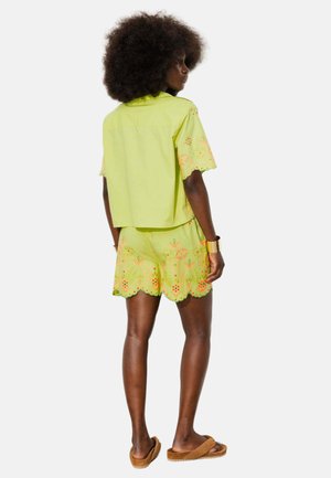 Promod, CHEMISE BRODÉE - Chemisier - jaune fluo