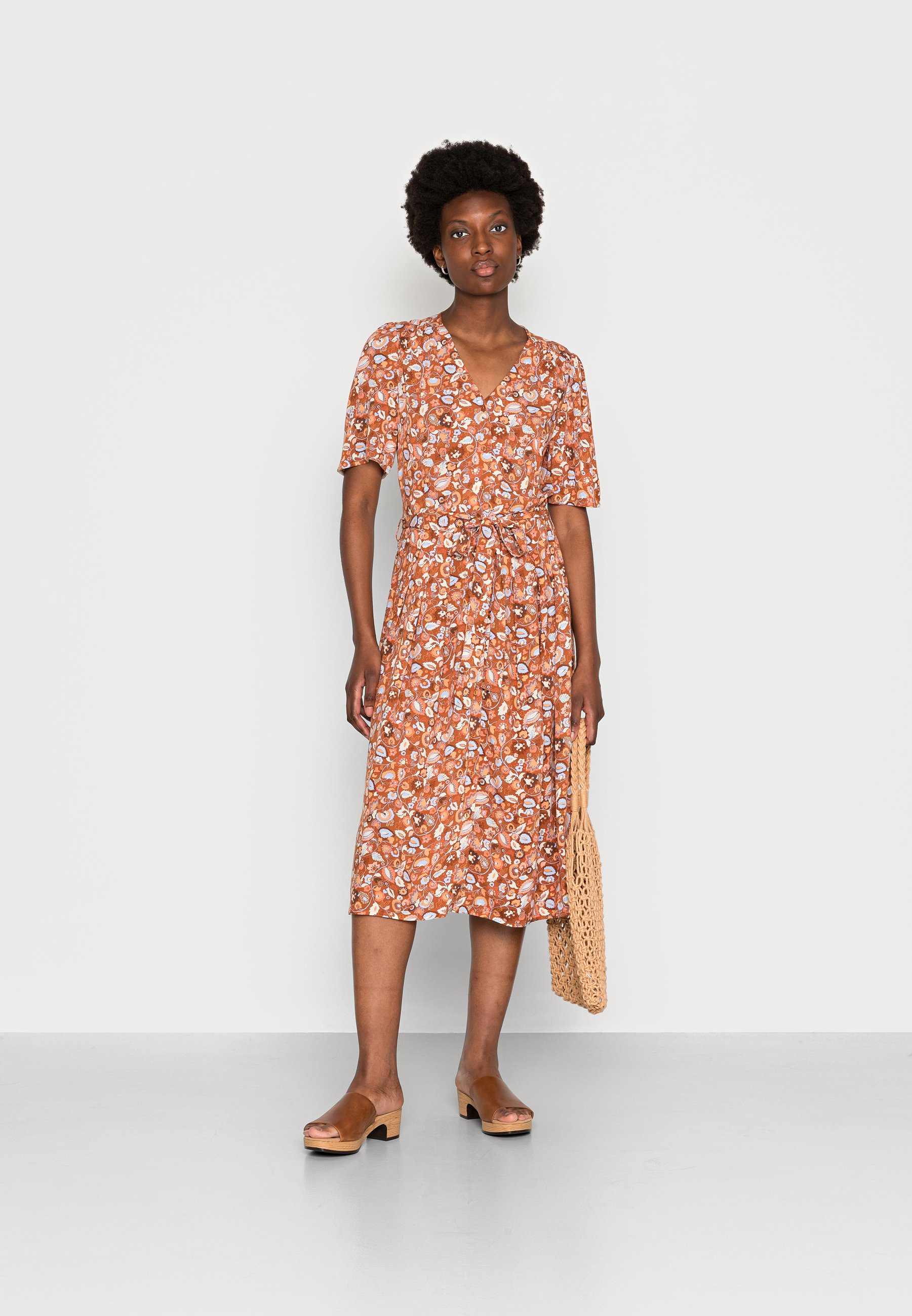 Noa Noa NOSTALGIC - Day dress - brown 