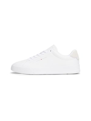 Tommy Hilfiger COURT DETAIL - Športni copati - white