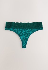 Chilotei tanga de culoare albastru-verzui, cu o bandă din dantelă și un model în dungi de zebră într-o nuanță mai închisă de albastru-verzui. Material moale, cu textură fină.