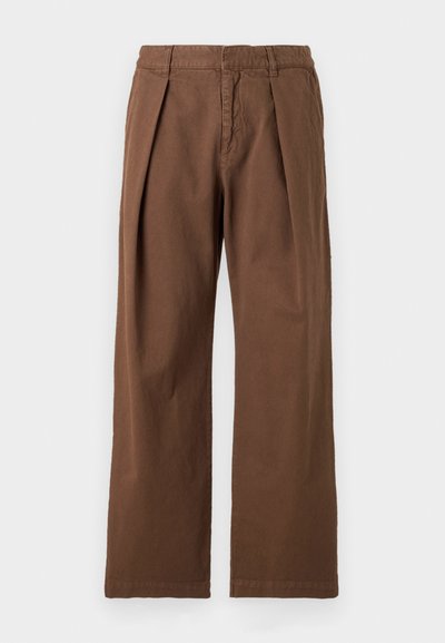 WOOD WOOD FRASER PLEATED - Hlače - terra brown