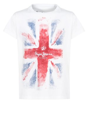 Valkoinen puuvillapaita, jossa on vesivärityylinen Brittilipun kuvio punaisena, sinisenä ja valkoisena, ja "Pepe Jeans London" -teksti alapuolella.