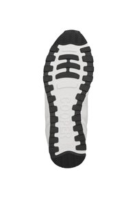 La suola della scarpa presenta un battistrada in gomma nera con forme e scanalature variabili, il logo "COOPER" impresso, una intersuola bianca a contrasto e bordi testurizzati.