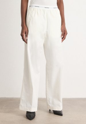 Calvin Klein Jeans RELAXED - Auduma bikses - blanc de blanc