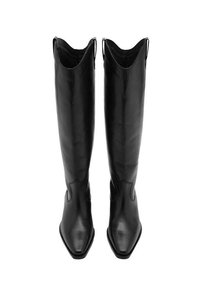 Schwarze kniehohe Lederstiefel mit spitzen Zehen, geschwungener Aussparung an der Oberseite und dekorativen Nähten am Schaft. Glatte, polierte Textur.