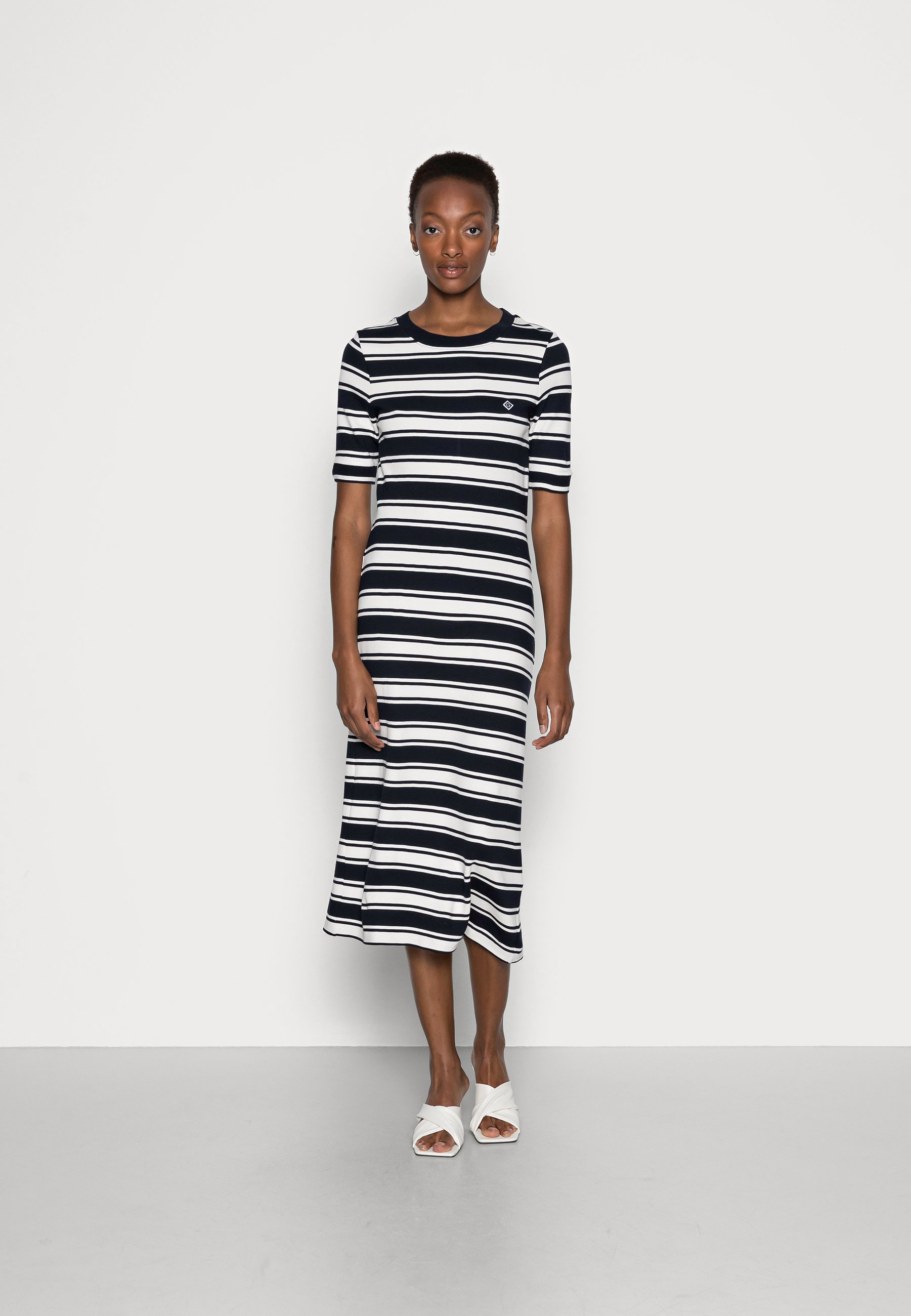 GANT STRIPED DRESS - Jerseykleid - evening blue/dunkelblau