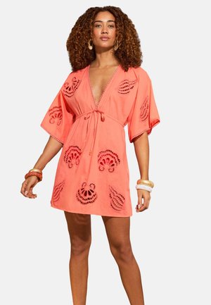Love & Roses, REGULAR FIT - SHELL CUTWORK MINI KAFTAN  . - Hverdagskjole - coral