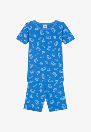 Blaues Baumwoll-Pyjama-Set mit einem kurzärmligen Oberteil und Shorts. Das Design umfasst weiße Muster von Autos, Palmen und Surfboards.