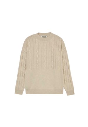 Maglione lavorato a maglia beige con motivo a trecce, colletto girocollo a costine e maniche lunghe. Tessuto morbido con vestibilità comoda e colore uniforme.