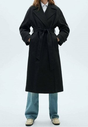 Trenssi - black