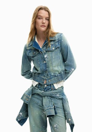 TRUCKER WITH EMBROIDERY - Chaqueta vaquera - blue